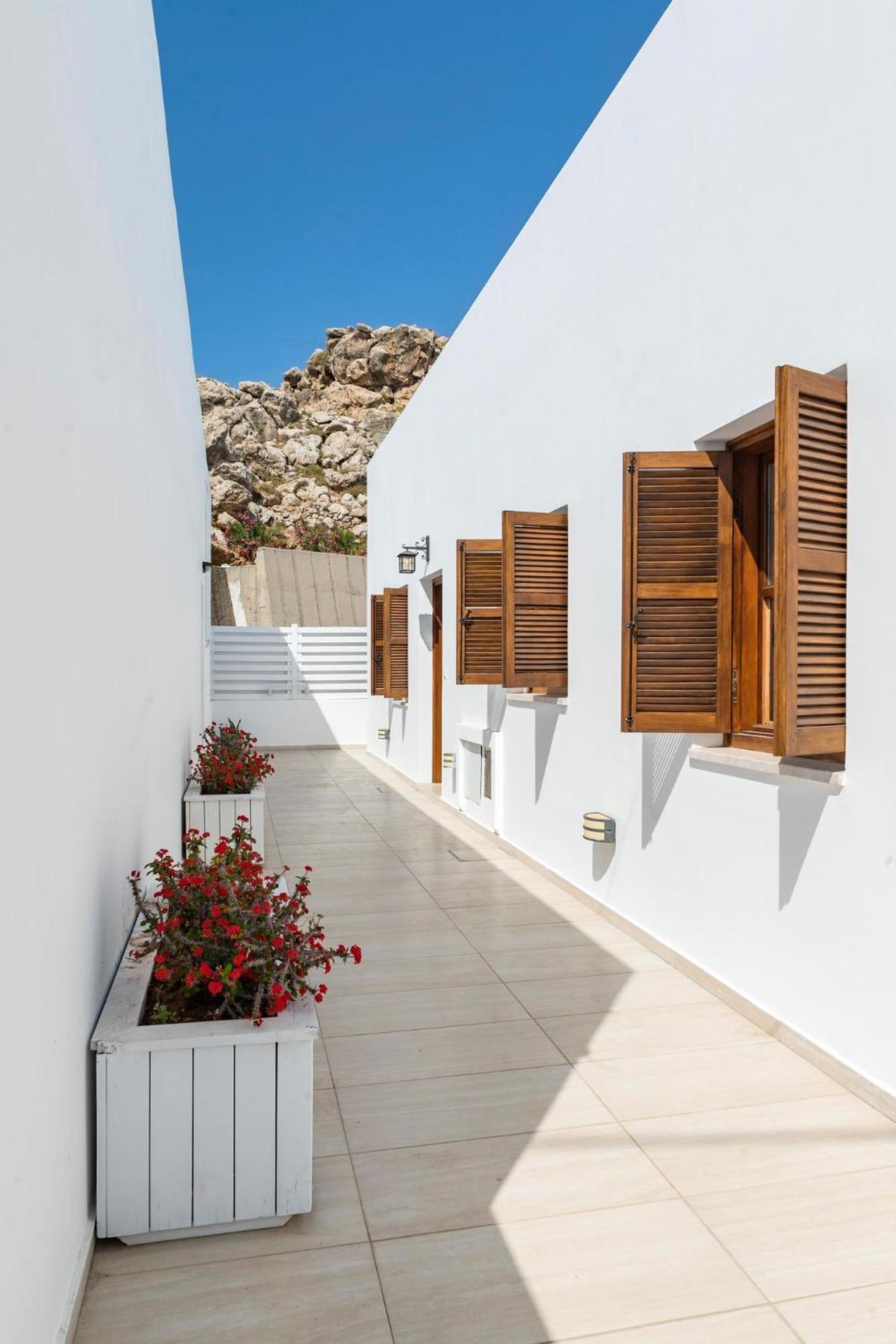 לינדוס Traditional Lindian Suites מראה חיצוני תמונה